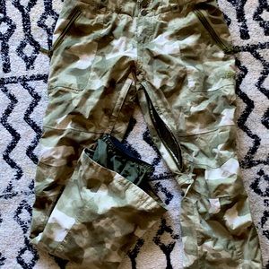 Women’s Camo Burton Ski / Snowboard Pants